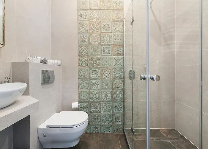 Luxury Old Town شقة *