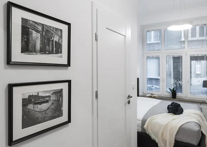 Luxury Old Town شقة *