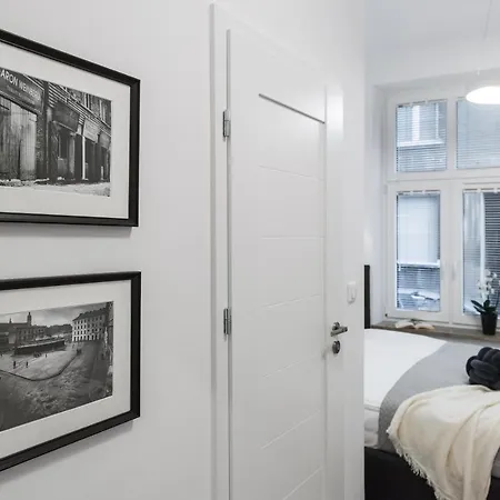 Luxury Old Town Apartment *
